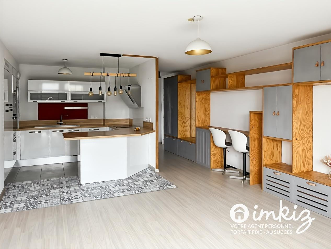 
                                                Vente
                                                 Appartement 4 p.  grande terrasse vue Bassins