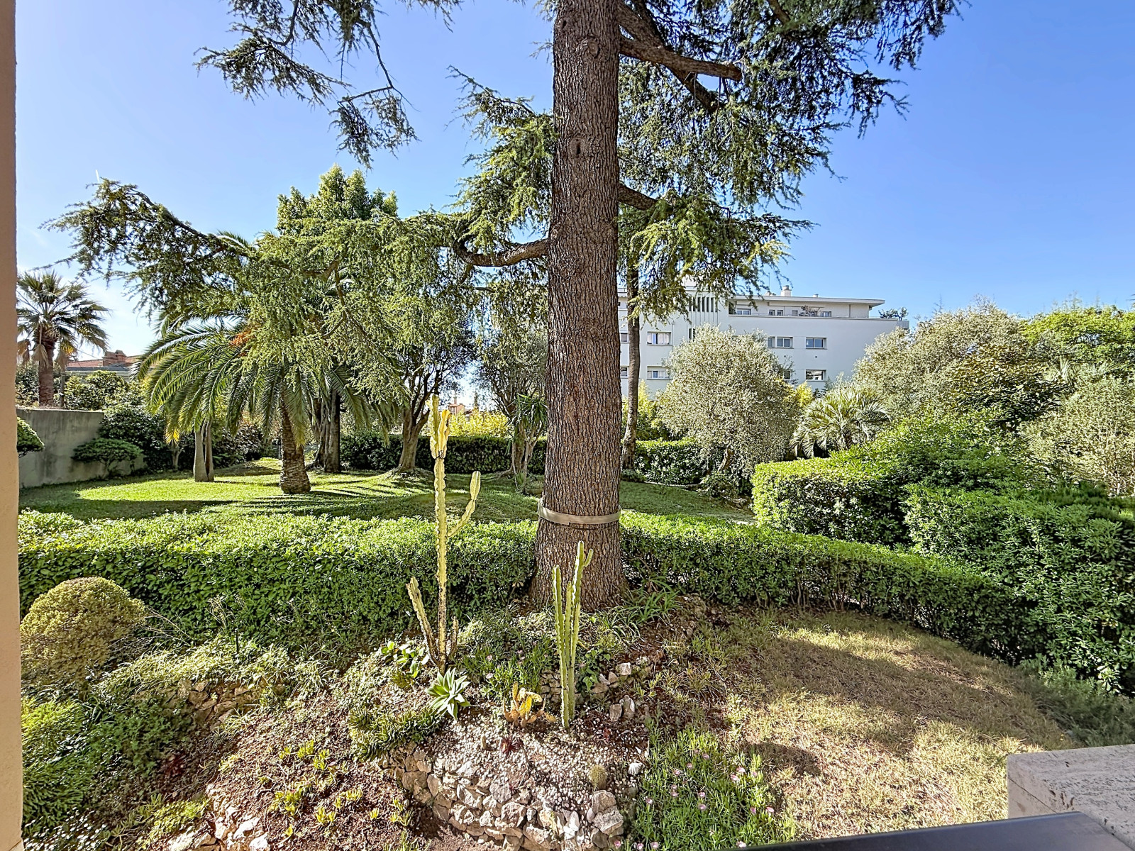 
                                                Vente
                                                 Appartement  - 4 pièces  - 108.0 m²