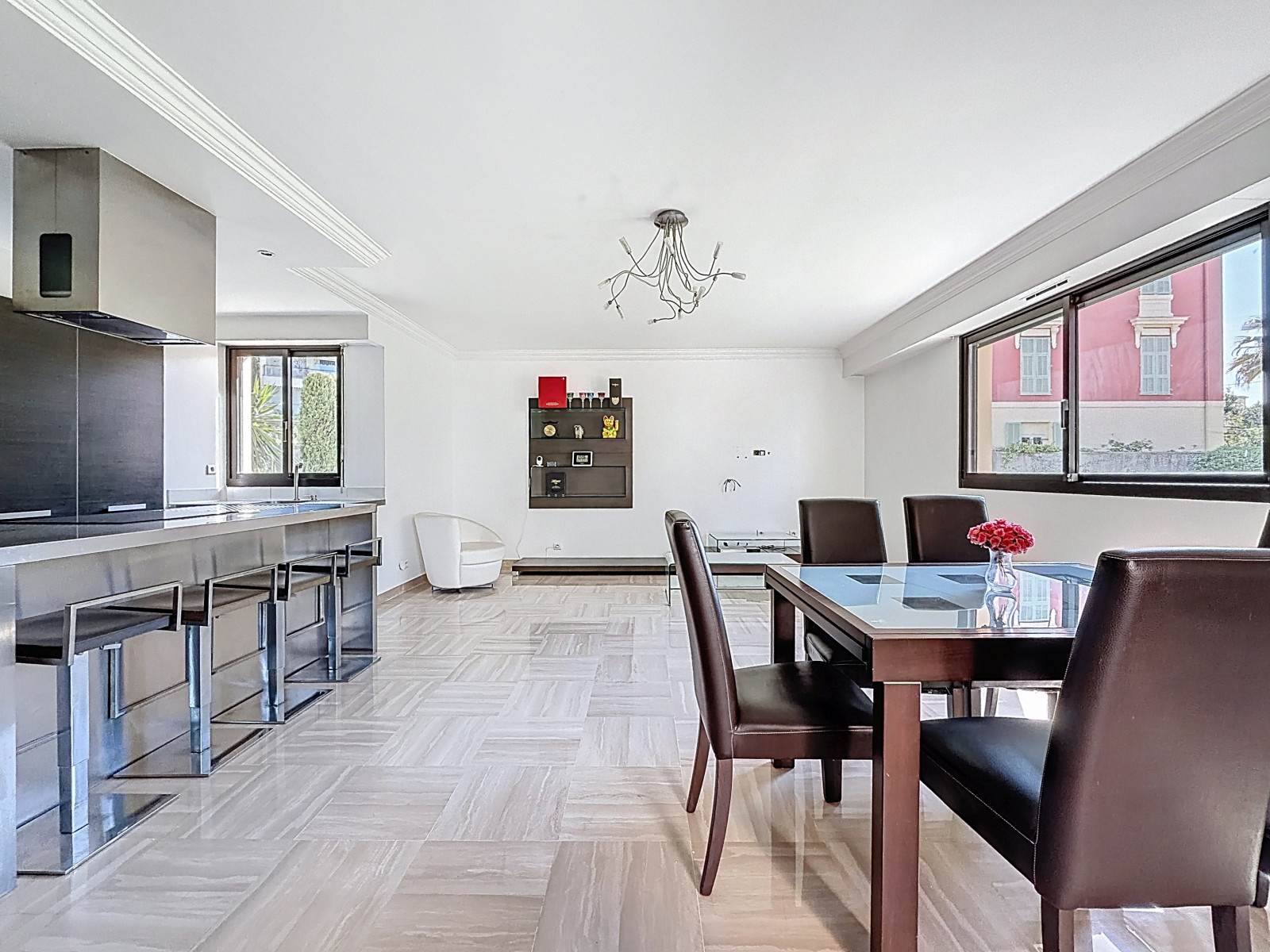 
                                                Vente
                                                 Appartement  - 4 pièces  - 108.0 m²