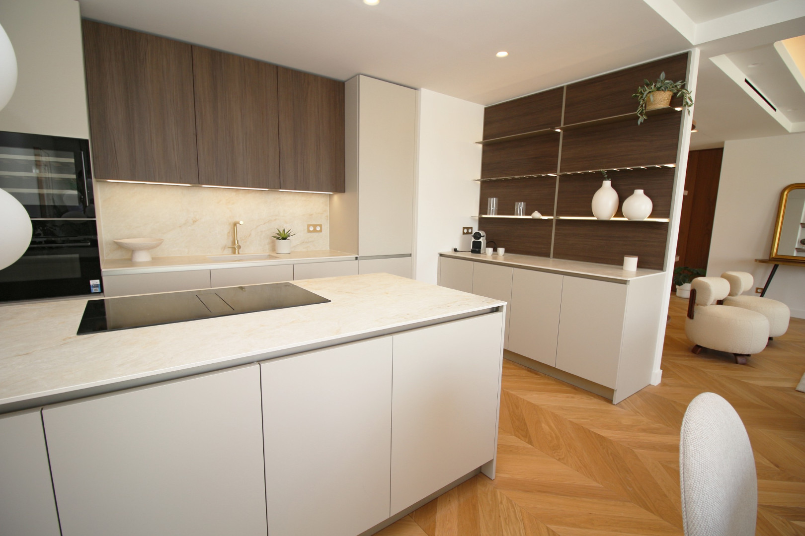 
                                                Vente
                                                 Appartement  - 4 pièces  - 117.0 m²