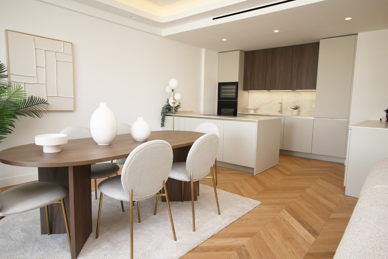 
                                                Vente
                                                 Appartement  - 4 pièces  - 117.0 m²