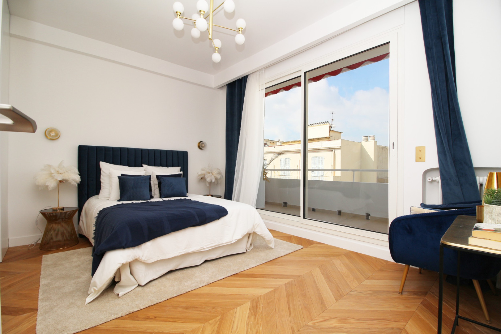 
                                                Vente
                                                 Appartement  - 4 pièces  - 117.0 m²