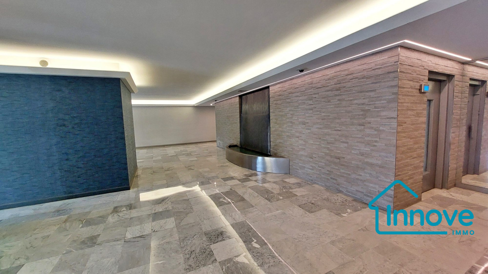 
                                                Vente
                                                 APPARTEMENT 4 PIECES - 128 m² - LE CHESNAY ROCQUENCOURT