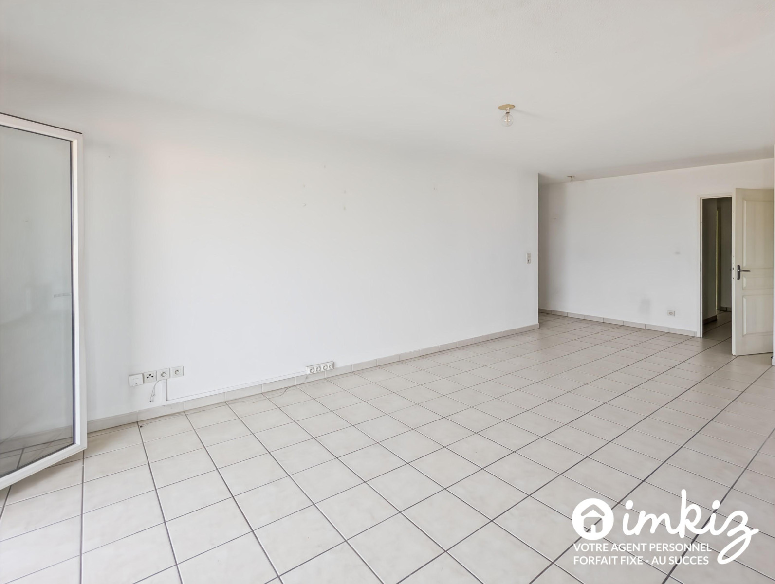 
                                                Vente
                                                 Appartement 4 pièces 2 parkings dont 1PMR couvert