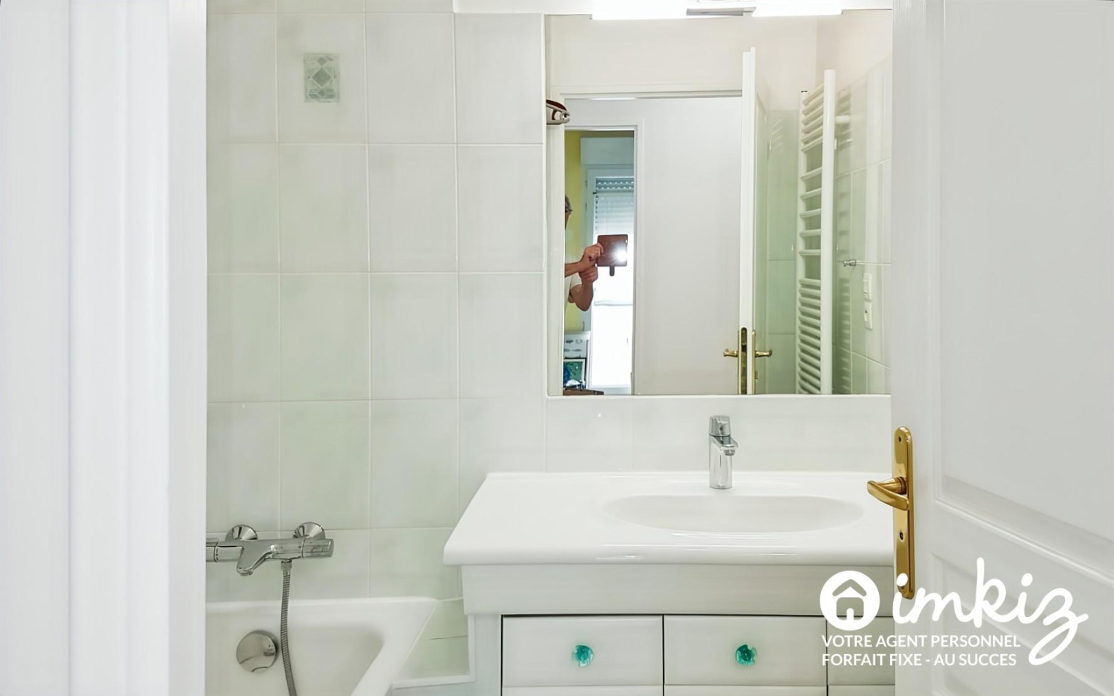 
                                                Vente
                                                 Appartement 4 pièces -  3 chambres - 84 m2