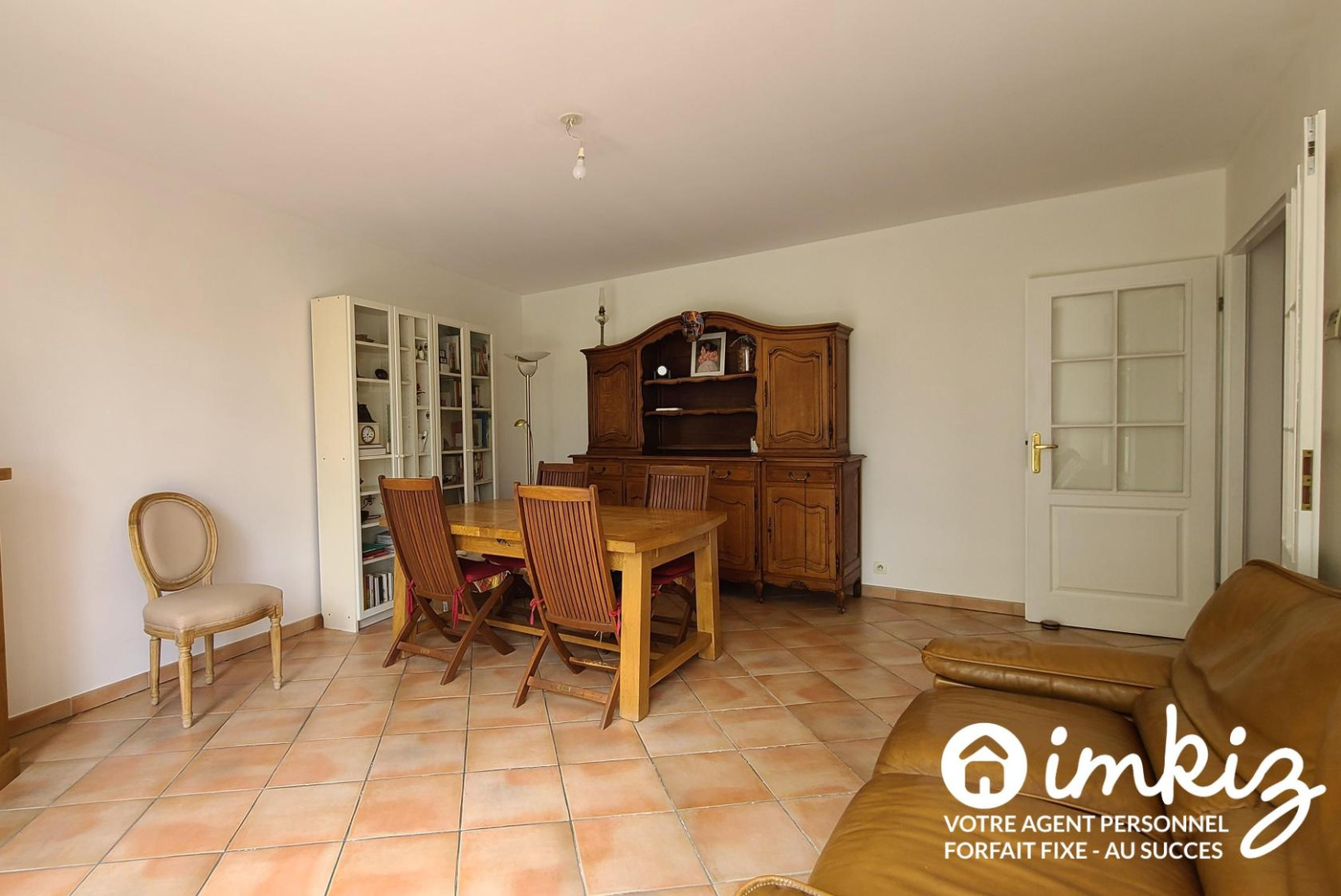 
                                                Vente
                                                 Appartement 4 pièces -  3 chambres - 84 m2