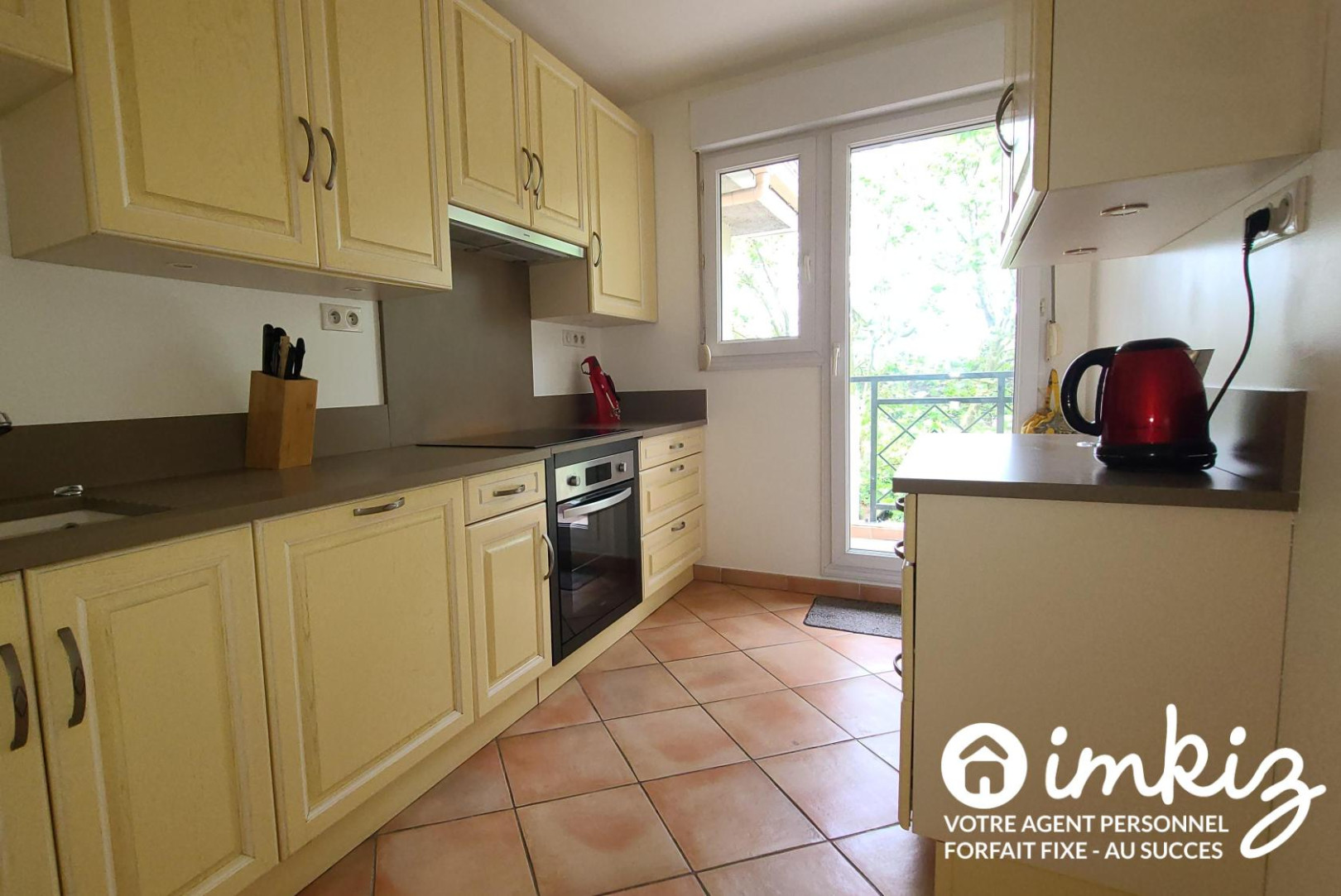 
                                                Vente
                                                 Appartement 4 pièces -  3 chambres - 84 m2