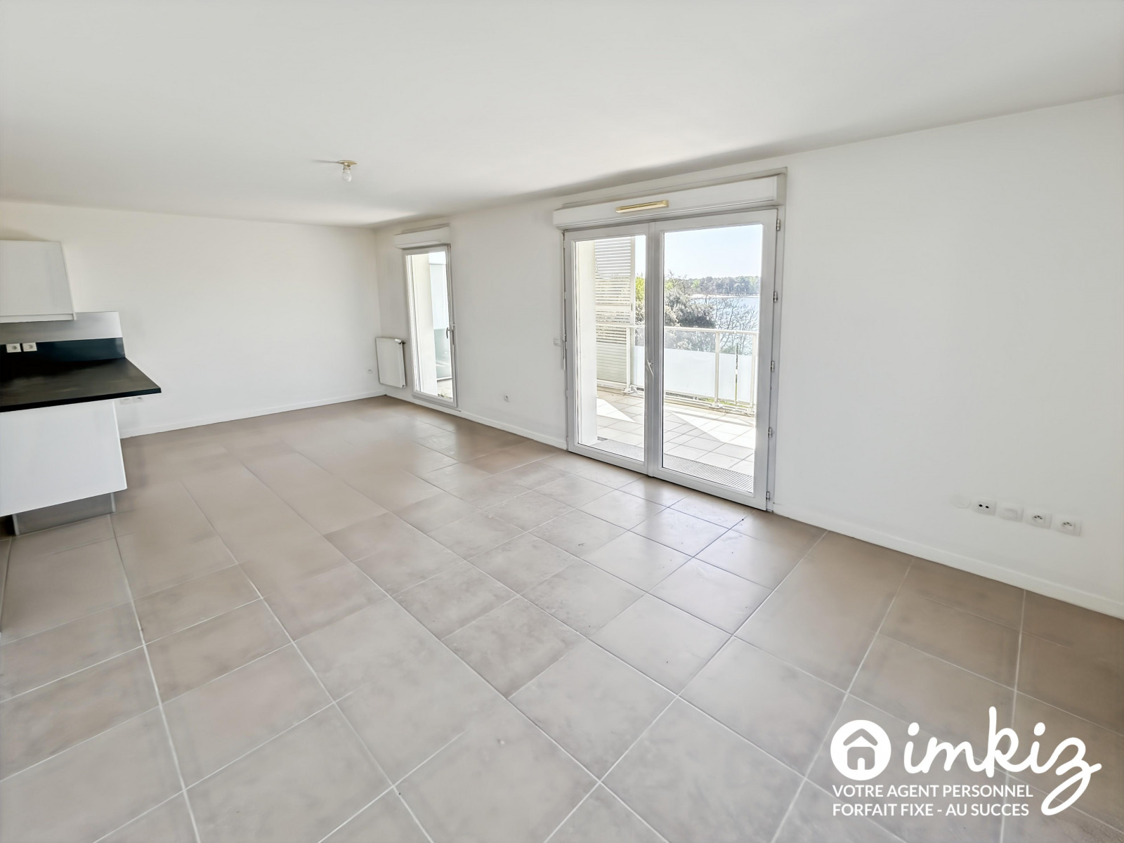 
                                                Vente
                                                 Appartement 4 pièces