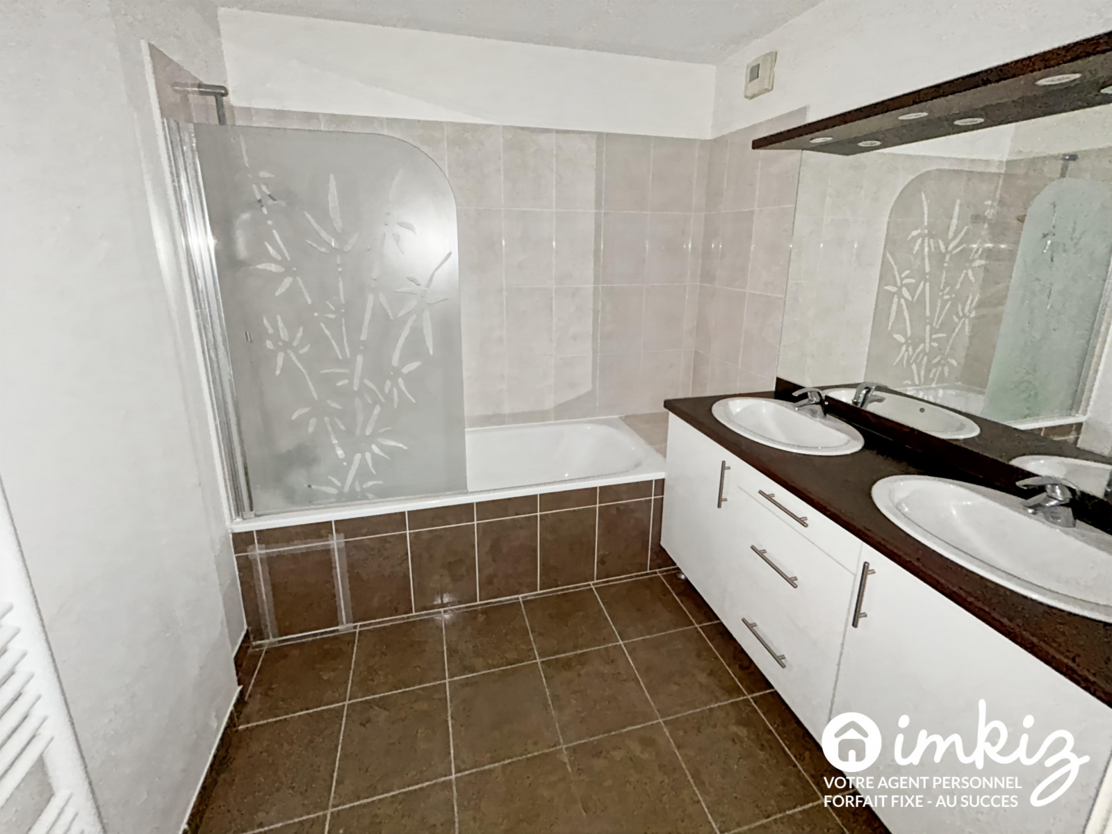
                                                Vente
                                                 Appartement 4 pièces