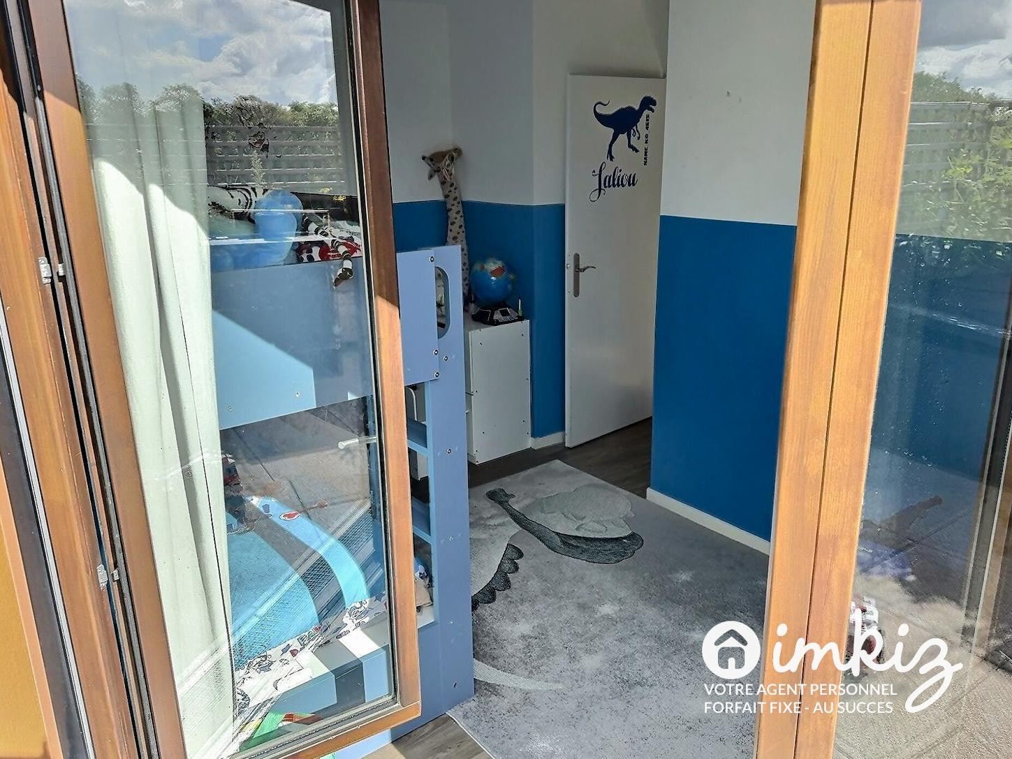 
                                                Vente
                                                 Appartement 4 pièces