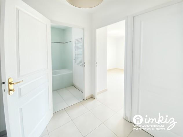 
                                                Vente
                                                 Appartement 4 pièces