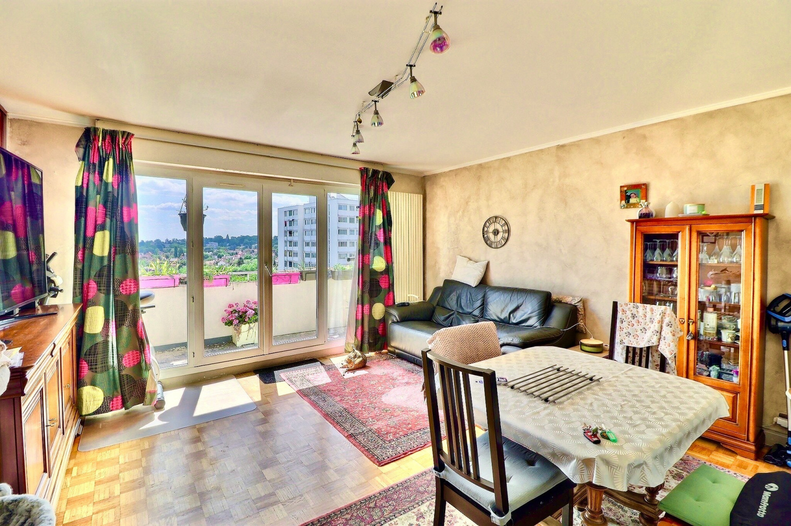 
                                                Vente
                                                 Appartement 4 pièces