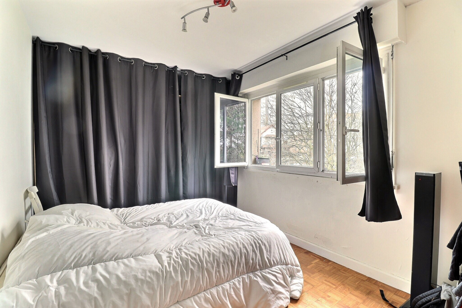 
                                                Vente
                                                 Appartement 4 pièces