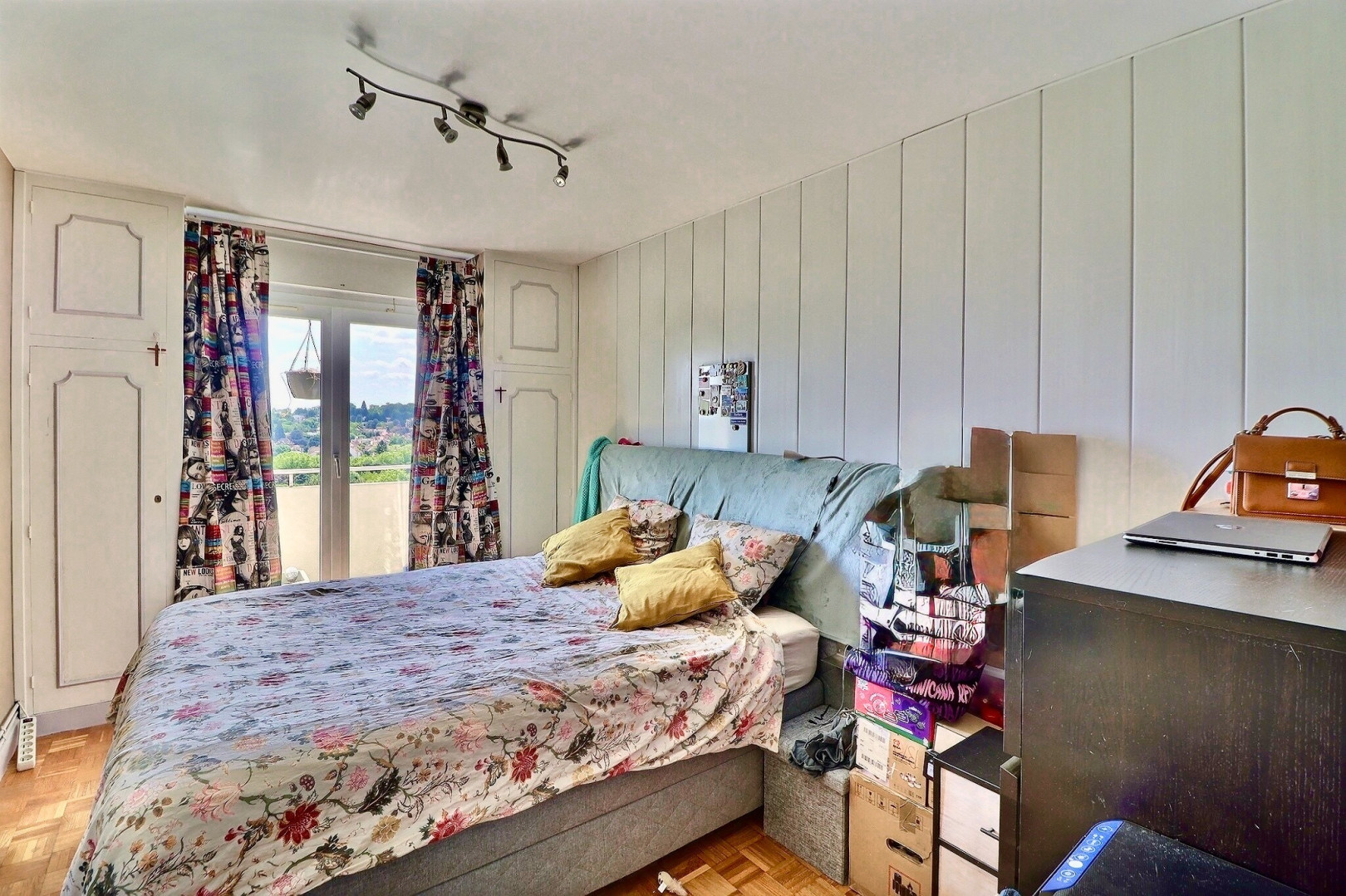 
                                                Vente
                                                 Appartement 4 pièces