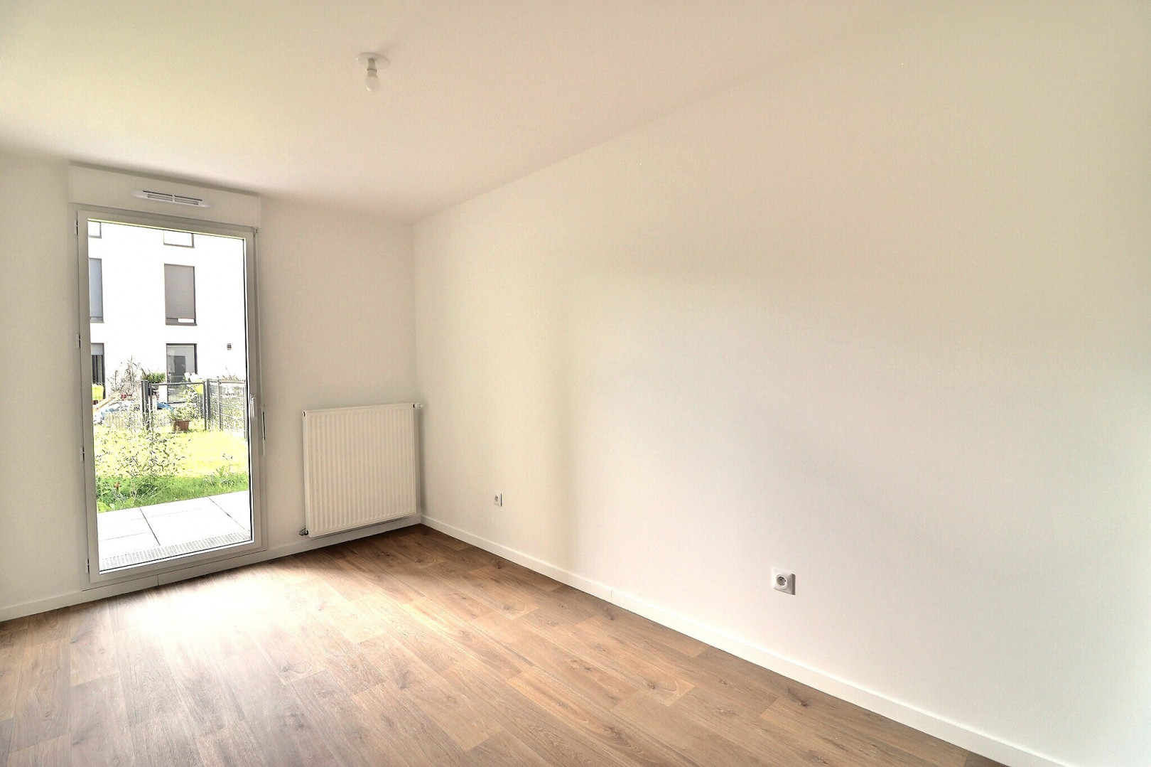 
                                                Vente
                                                 Appartement 4 pièces