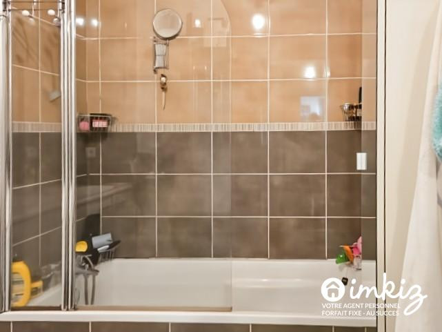 
                                                Vente
                                                 Appartement 4 pièces