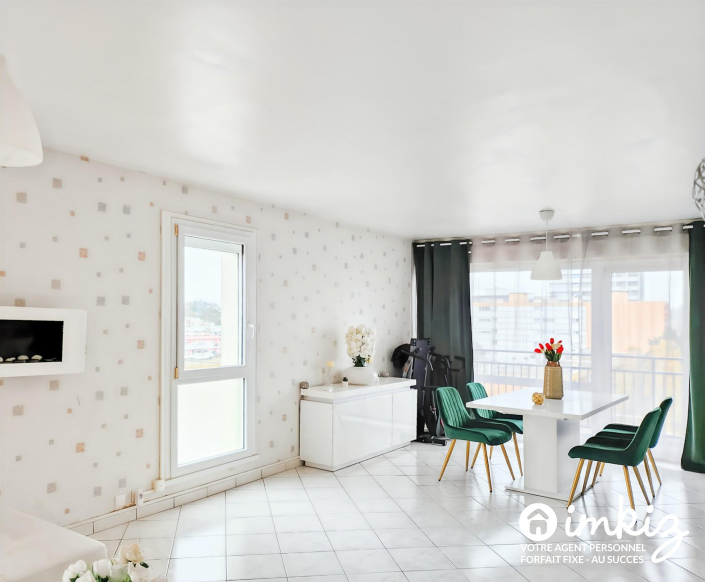 
                                                Vente
                                                 Appartement 4 pièces