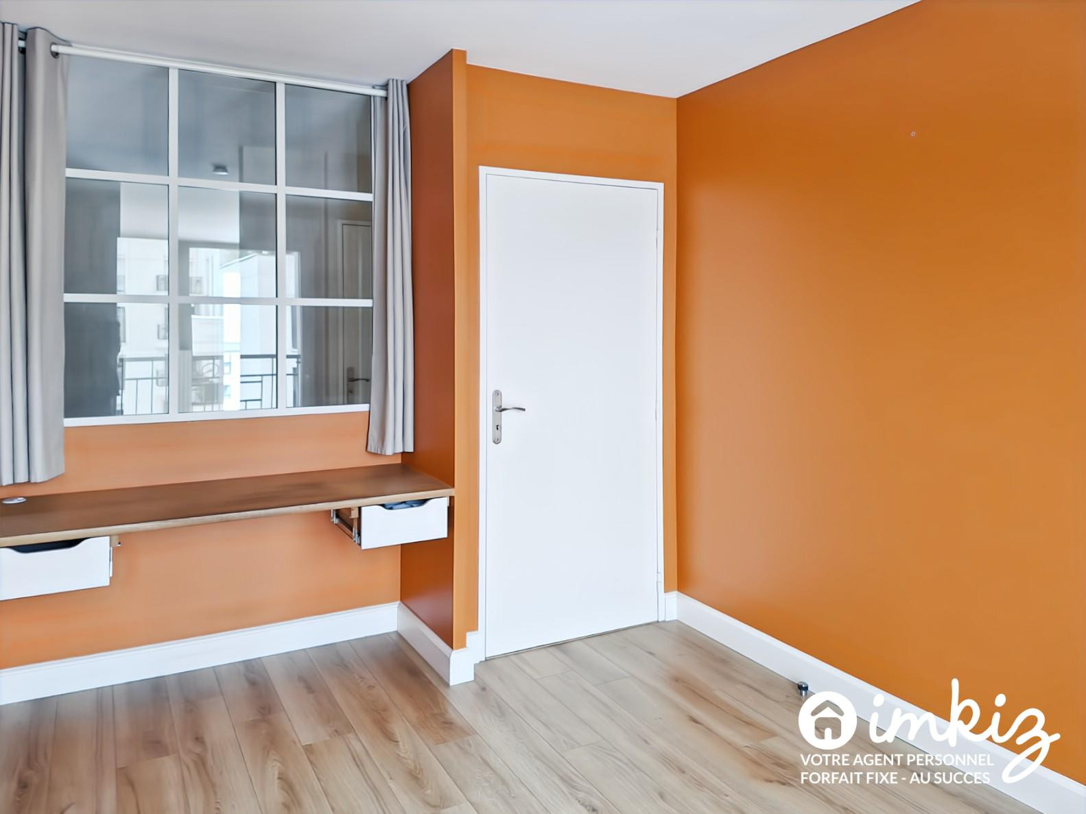 
                                                Vente
                                                 Appartement 4 pièces