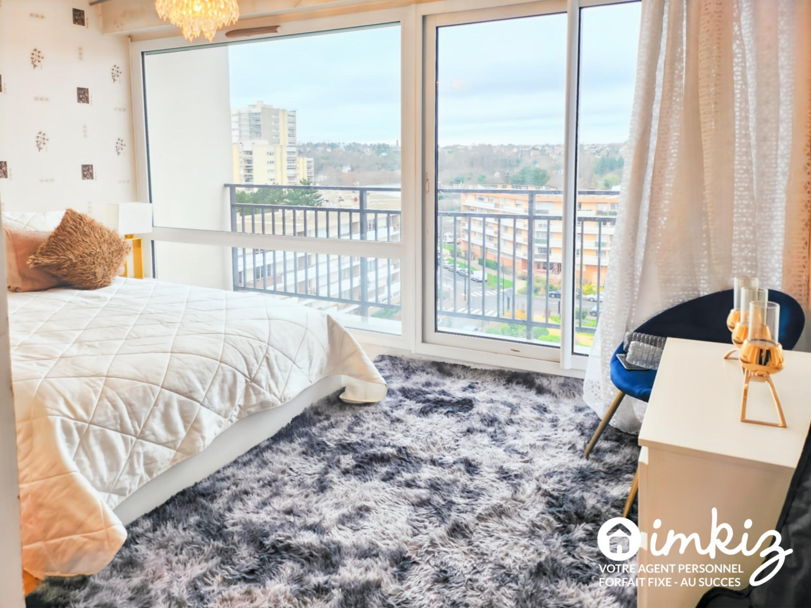 
                                                Vente
                                                 Appartement 4 pièces