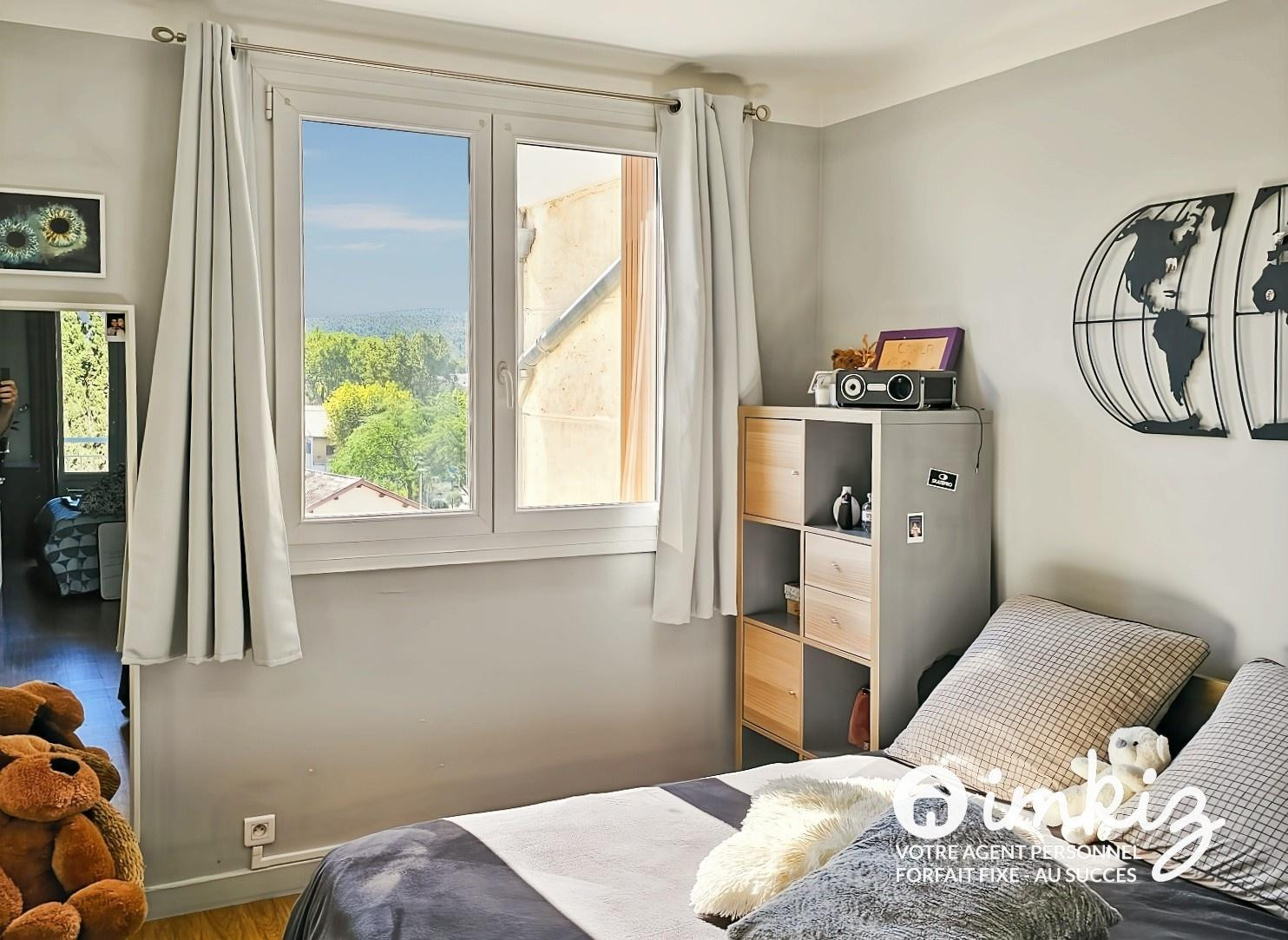 
                                                Vente
                                                 Appartement 4 pièces