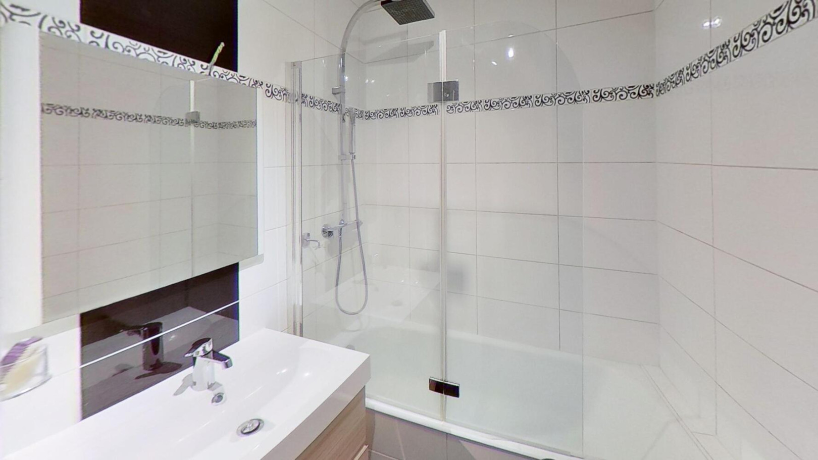 
                                                Vente
                                                 Appartement 4 pièces