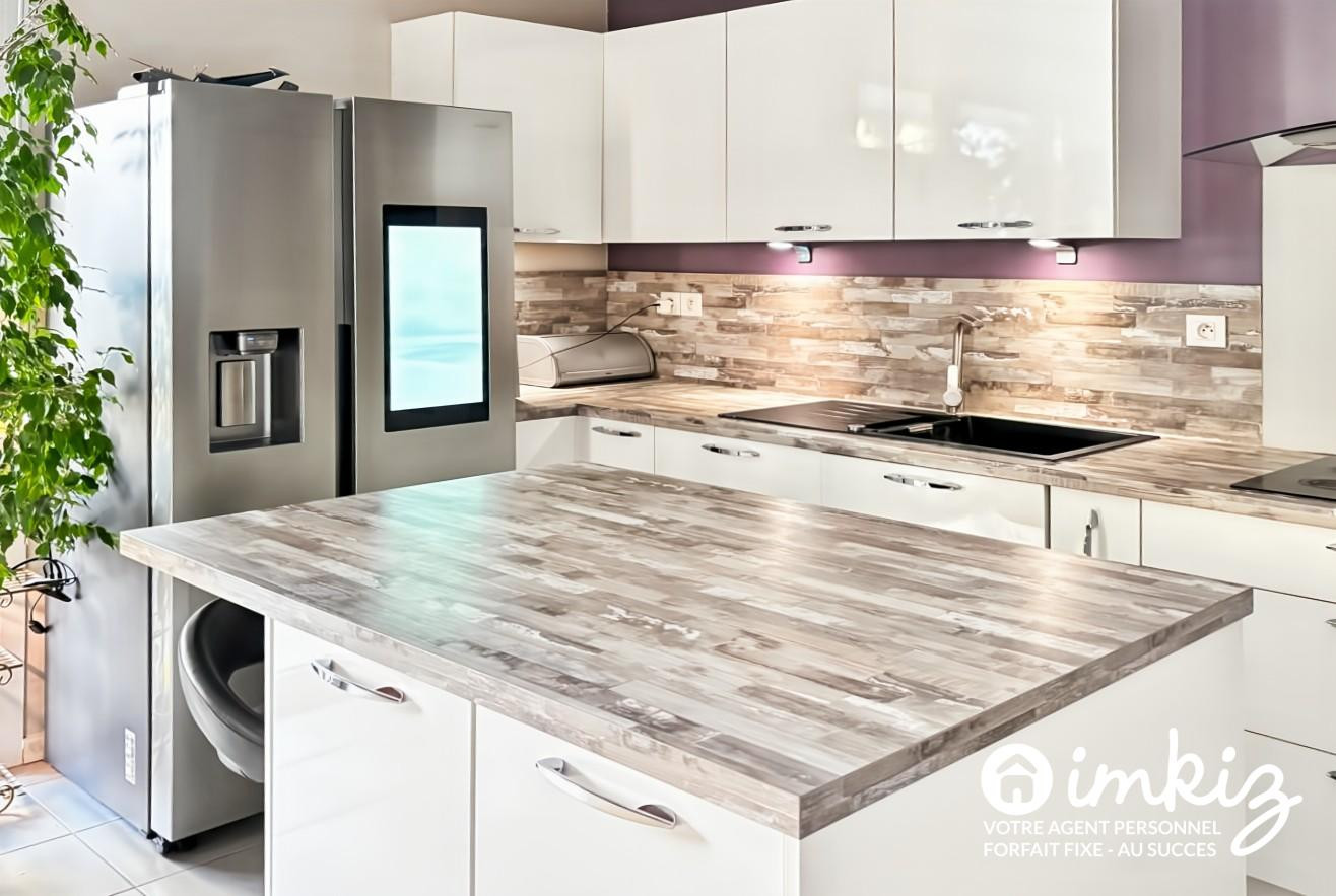 
                                                Vente
                                                 Appartement 4 pièces