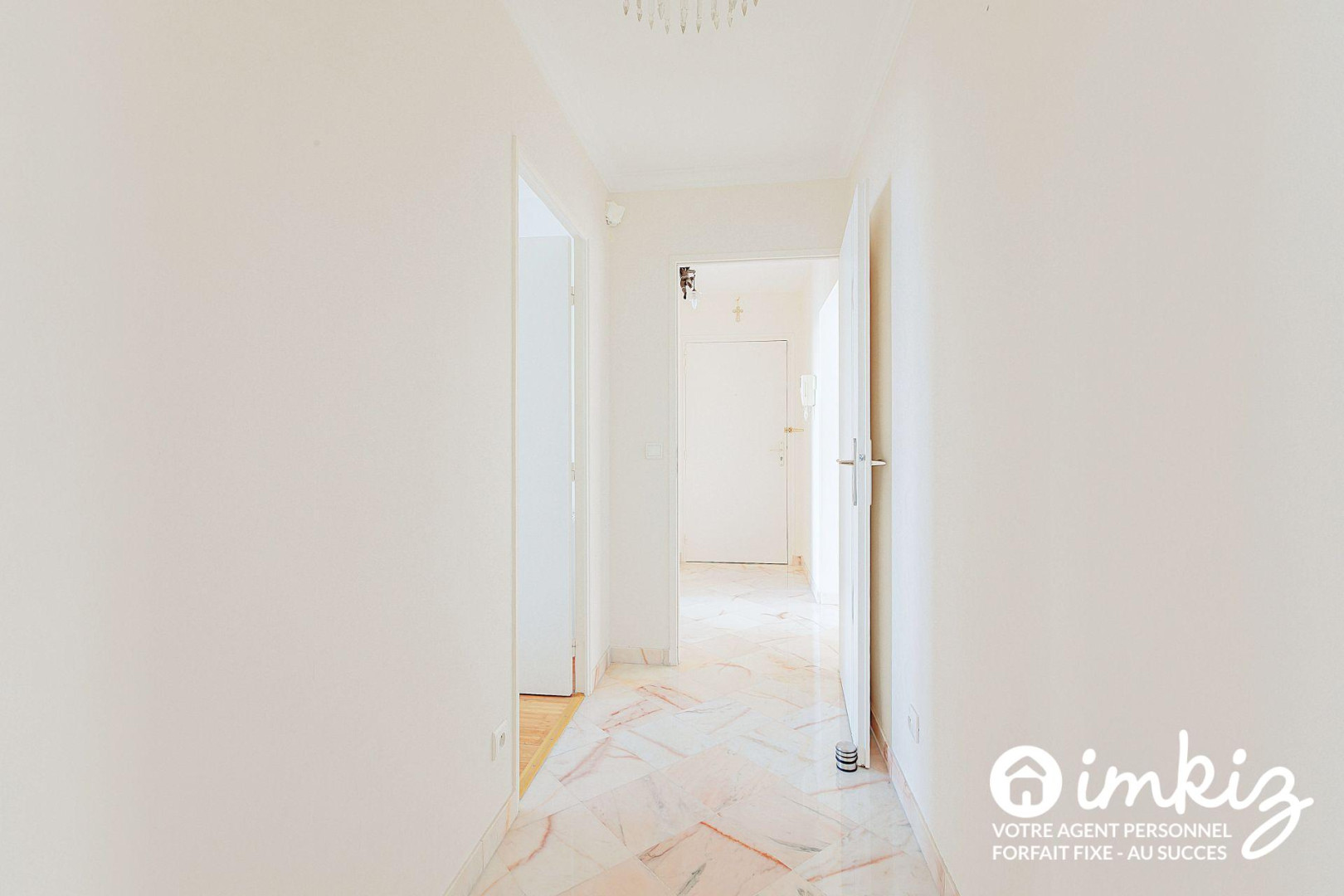 
                                                Vente
                                                 Appartement 4 pièces