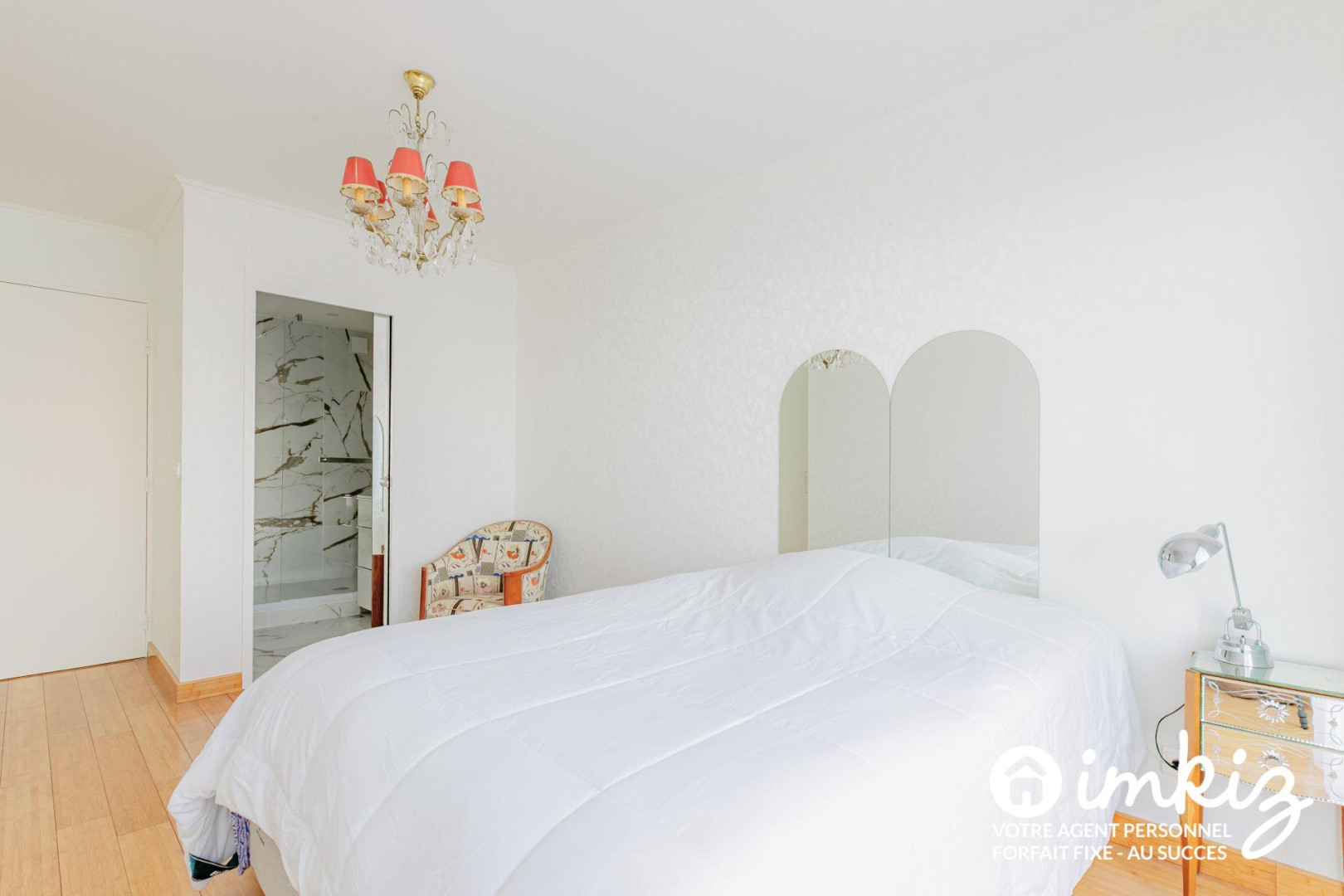 
                                                Vente
                                                 Appartement 4 pièces