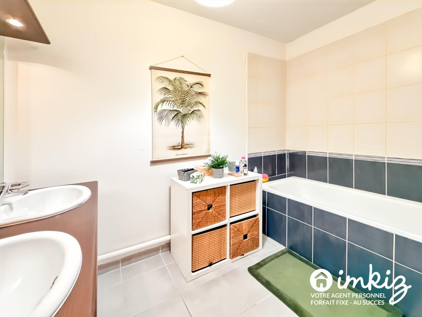 
                                                Vente
                                                 Appartement 4 pièces