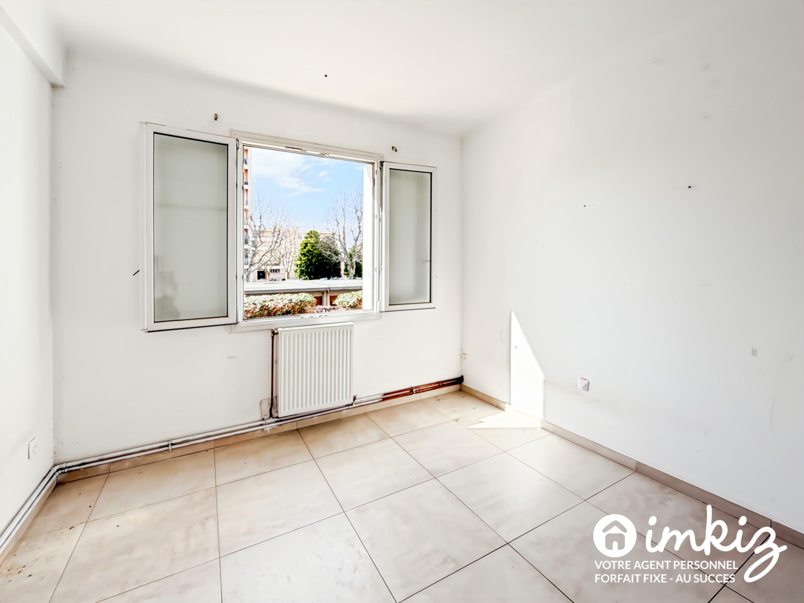 
                                                Vente
                                                 Appartement 4 pièces