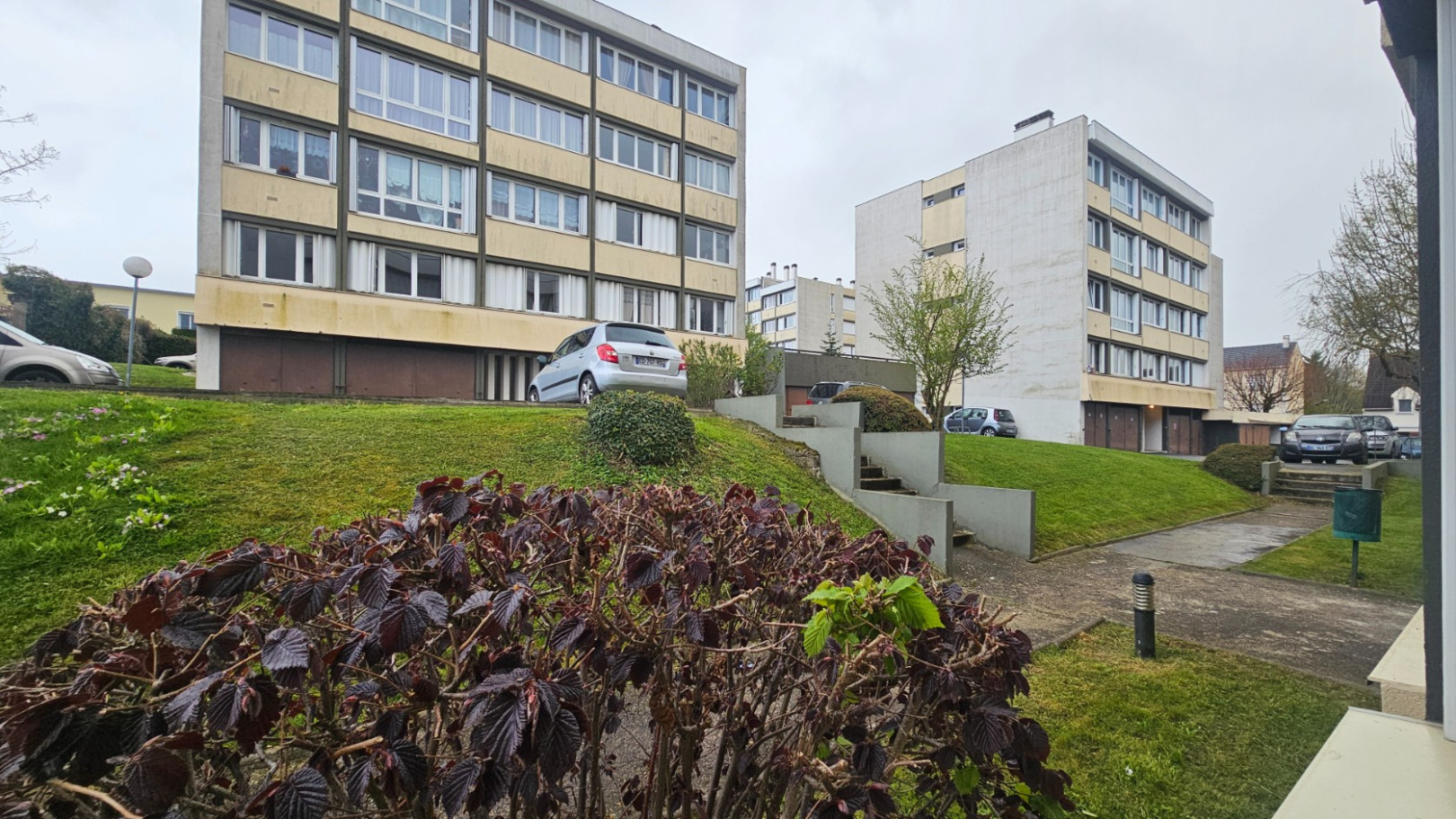 
                                                Vente
                                                 APPARTEMENT 4 PIECES