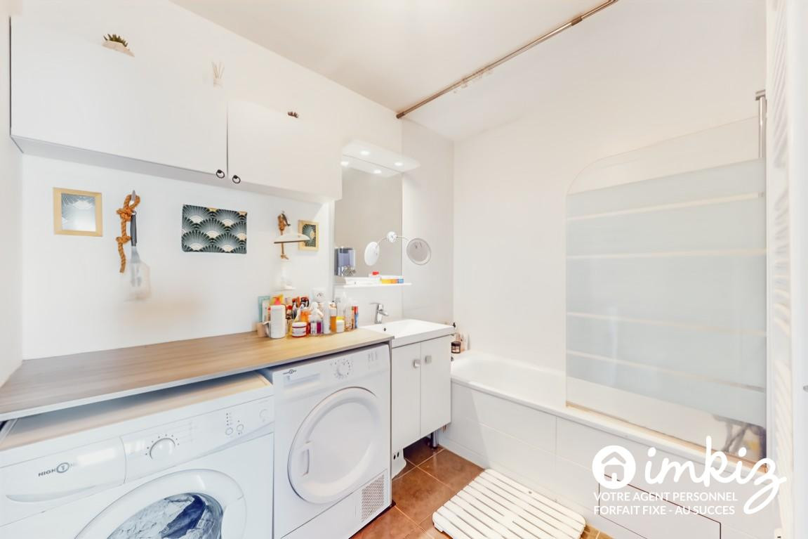 
                                                Vente
                                                 Appartement 4 pièces