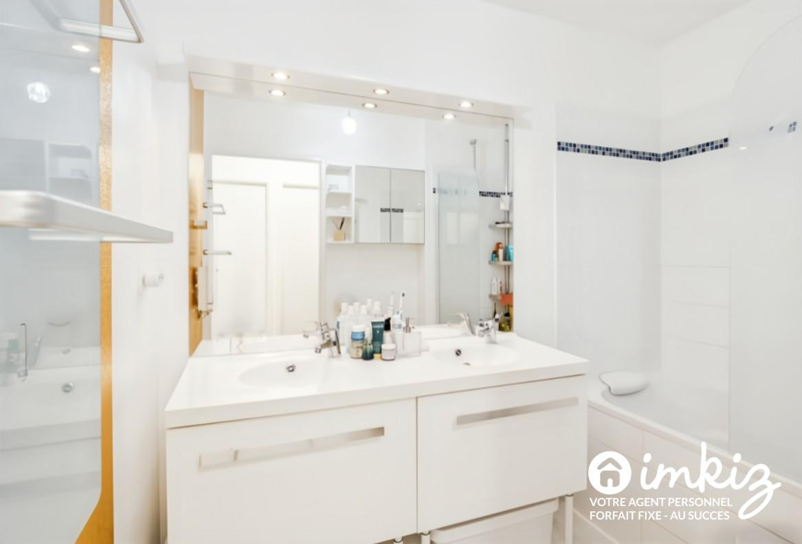 
                                                Vente
                                                 Appartement 4 pièces