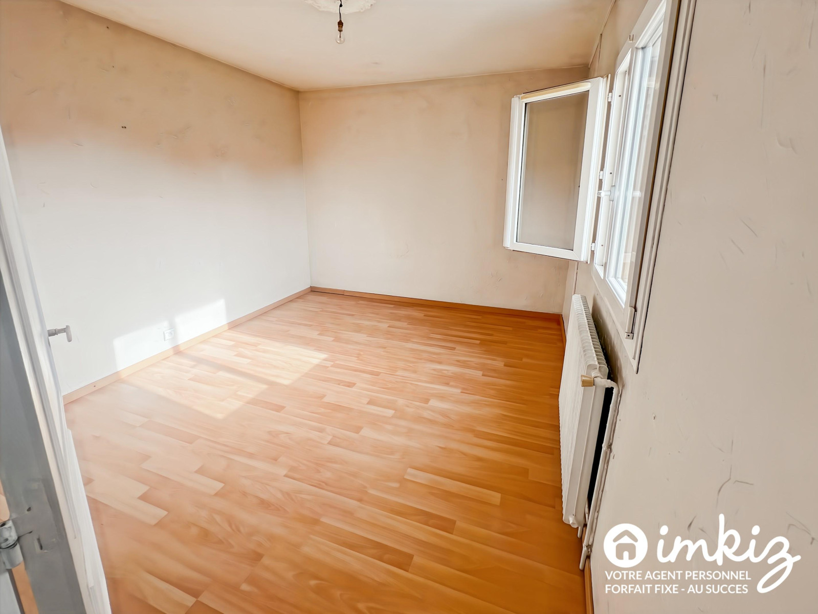 
                                                Vente
                                                 Appartement 4 pièces