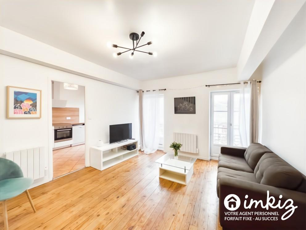 
                                                Vente
                                                 Appartement 4 pièces