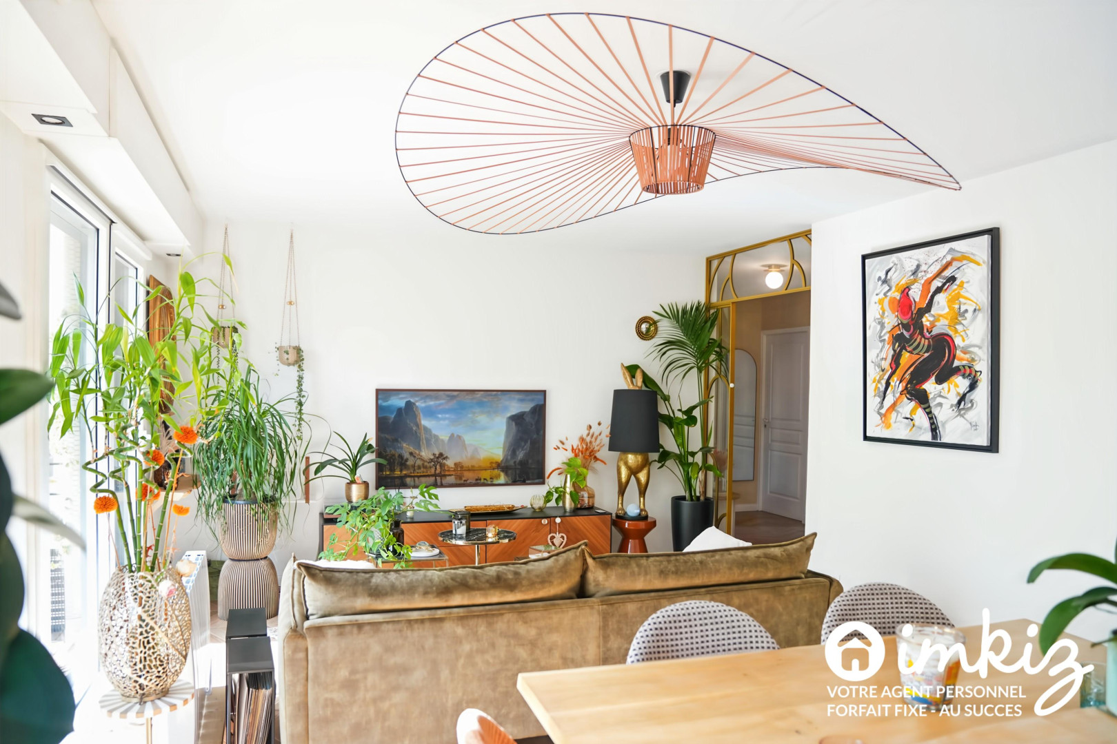 
                                                Vente
                                                 Paris 19ème 4P familial traversant balcon