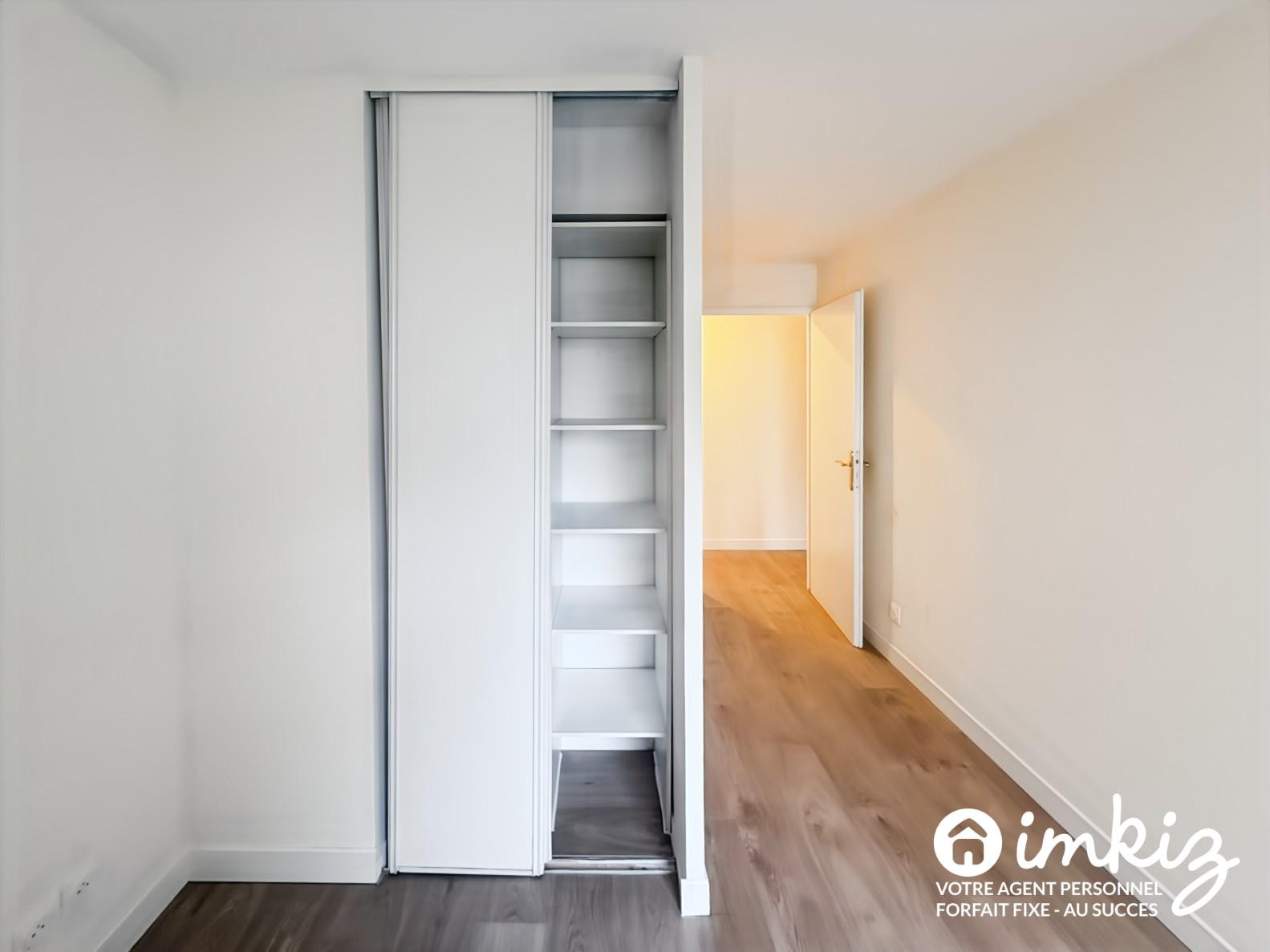 
                                                Vente
                                                 Appartement 4 pièces
