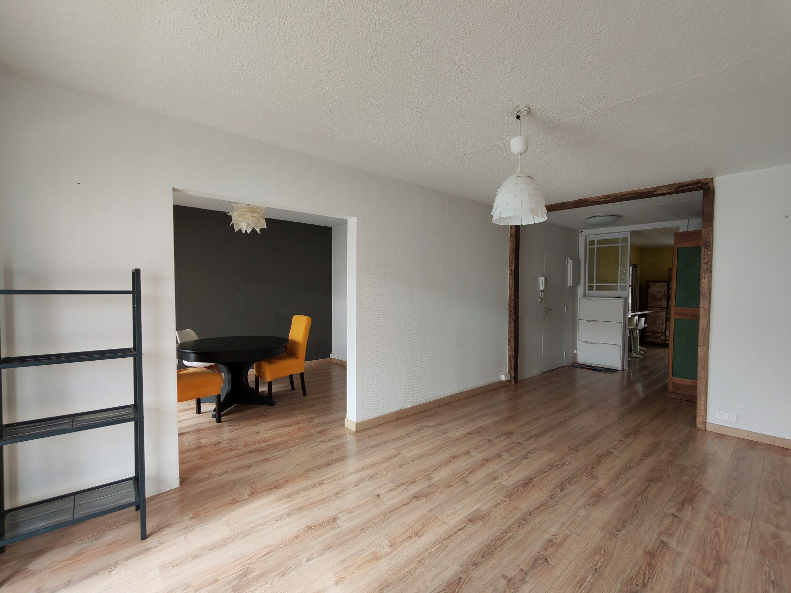 
                                                Vente
                                                 Appartement 4 pièces