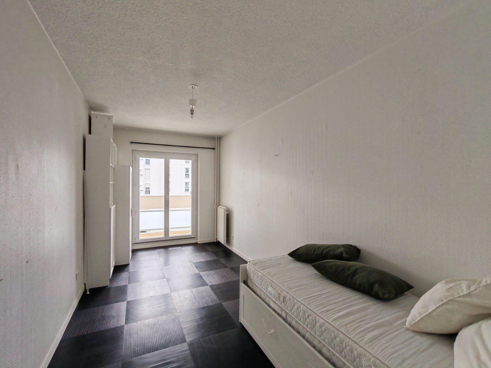 
                                                Vente
                                                 Appartement 4 pièces
