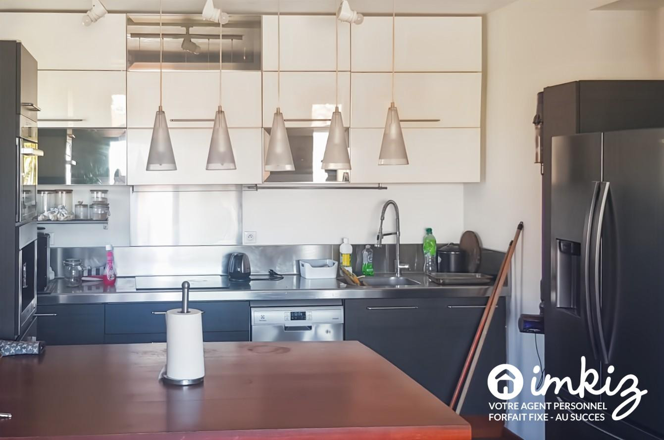 
                                                Vente
                                                 Appartement 4 pièces