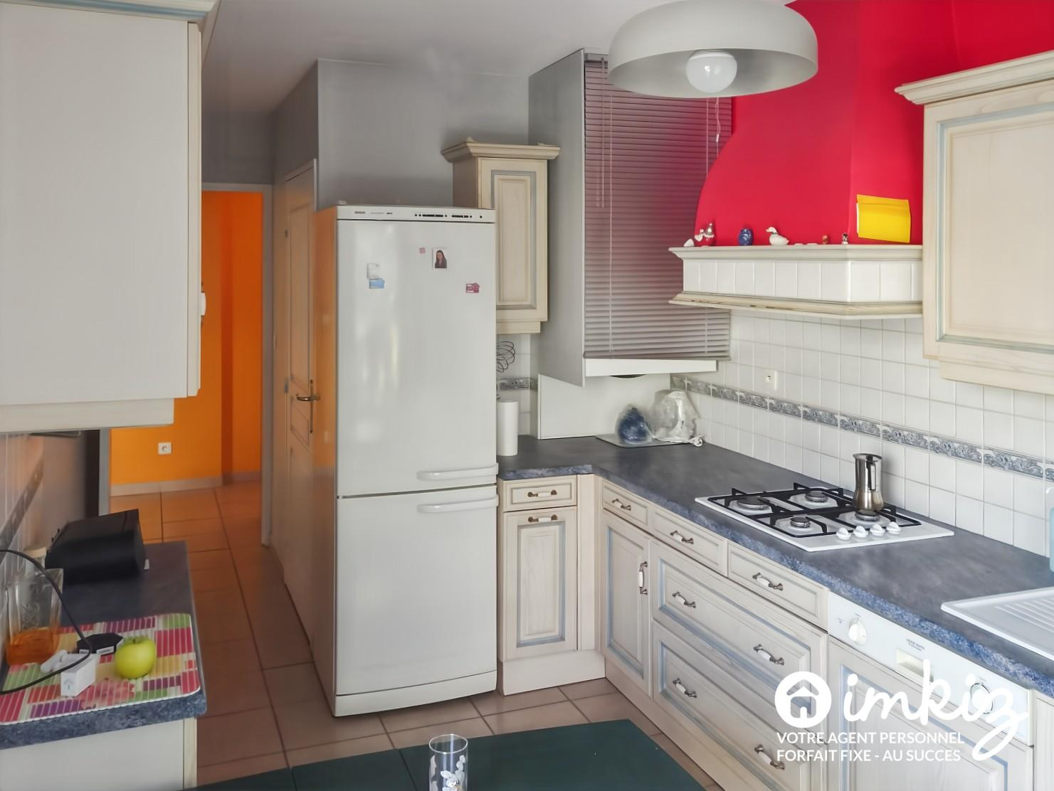 
                                                Vente
                                                 Appartement 4 pièces