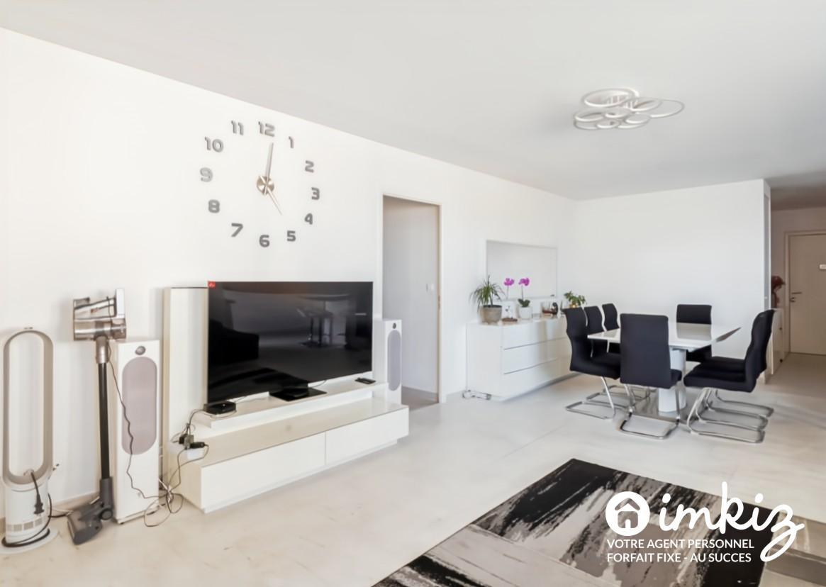 
                                                Vente
                                                 Appartement 4 pièces
