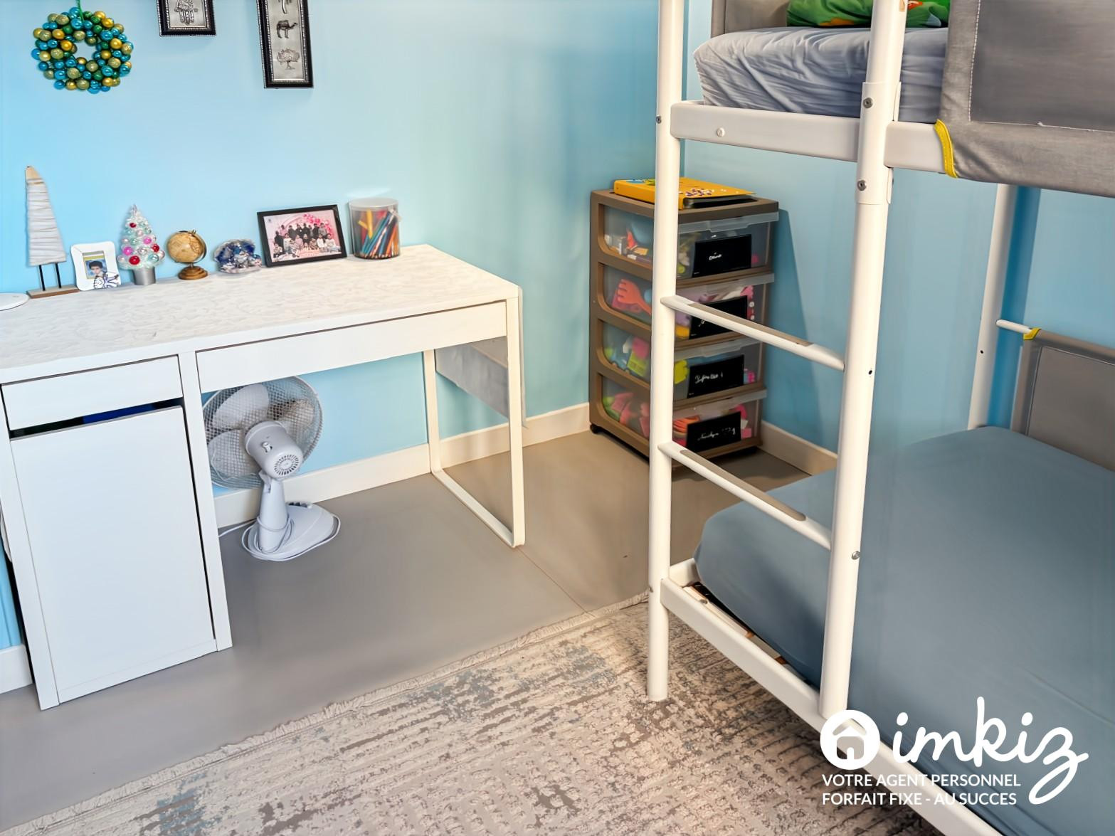 
                                                Vente
                                                 Appartement 4 pièces