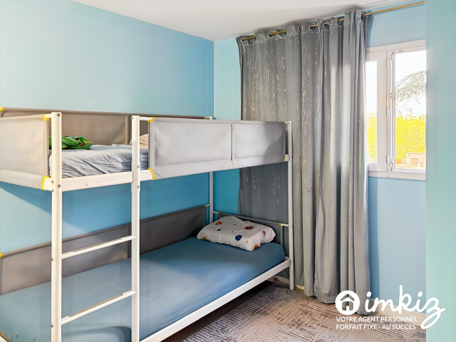 
                                                Vente
                                                 Appartement 4 pièces