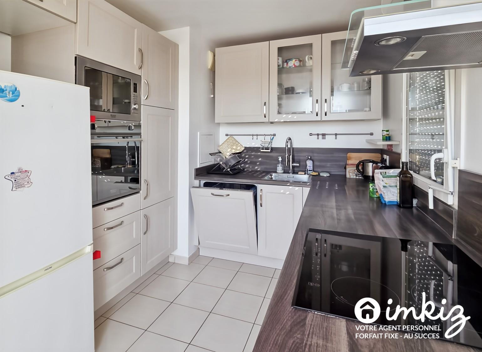 
                                                Vente
                                                 Appartement 4 pièces