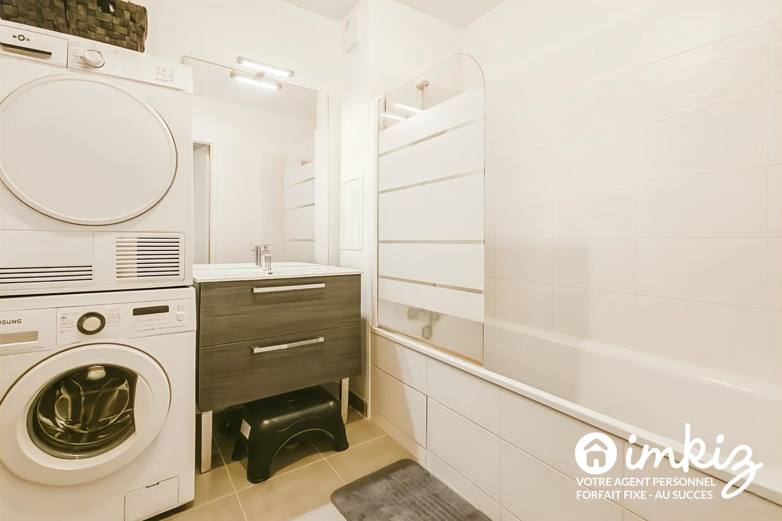
                                                Vente
                                                 Appartement 4 pièces