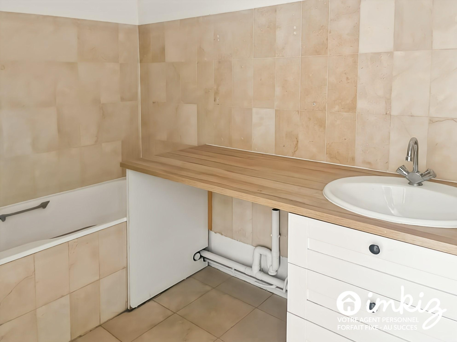
                                                Vente
                                                 Appartement 4 pièces