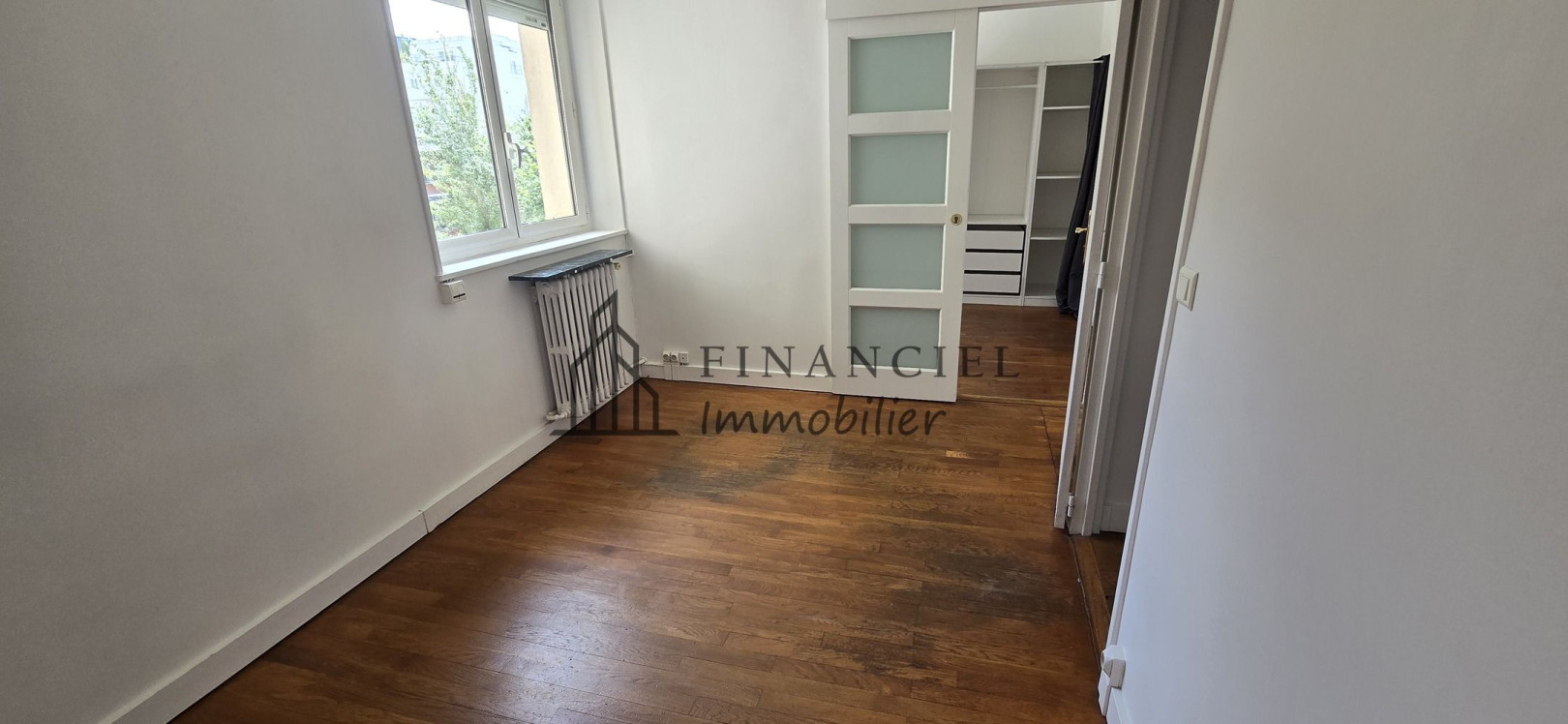 
                                                Location
                                                 Appartement 4 pièces
