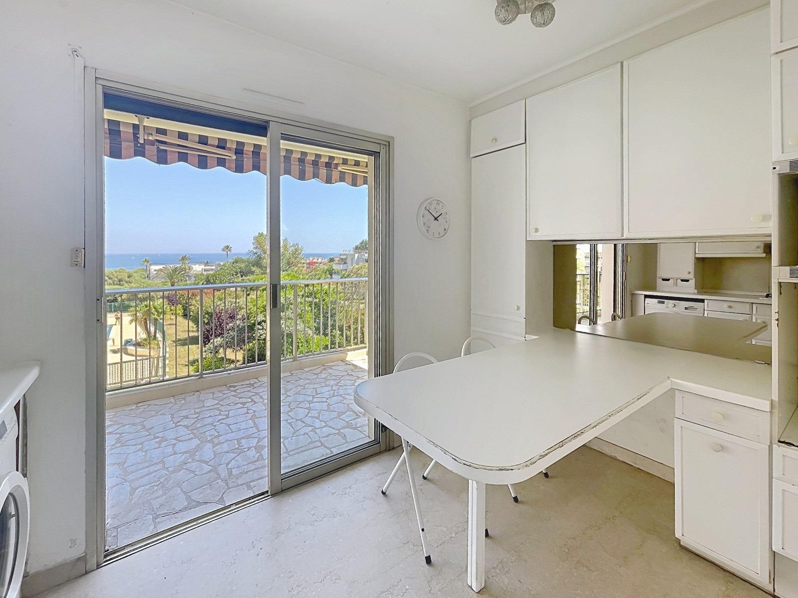 
                                                Vente
                                                 Appartement  - 4 pièces  - 72.56 m²