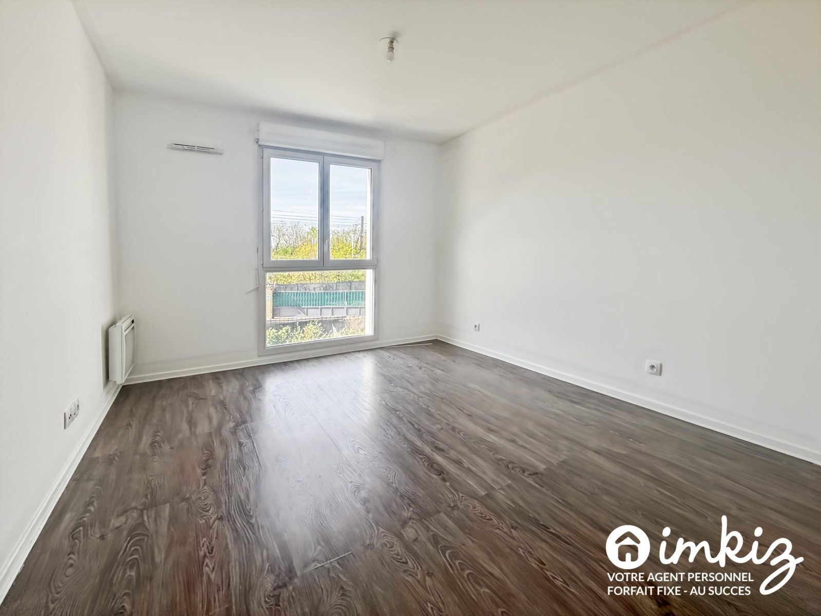 
                                                Vente
                                                 Appartement 4 pièces–72 m²--Résidence moderne 2016